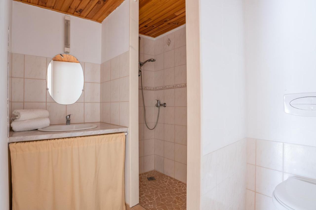 Apartment La Barberie Saint-Martial-de-Vitaterne